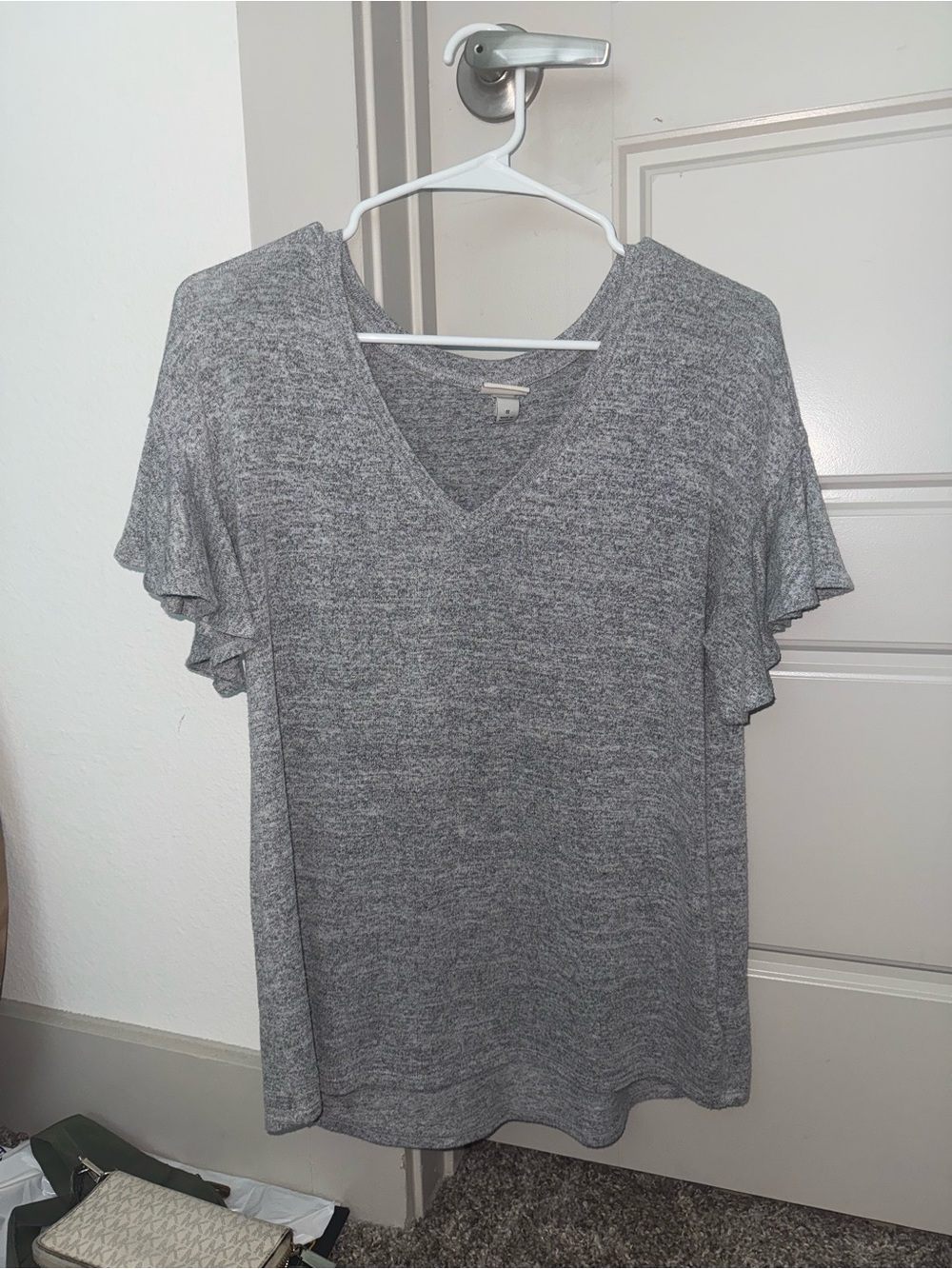 Women's Gray V-Neck Flutter Sleeve Top